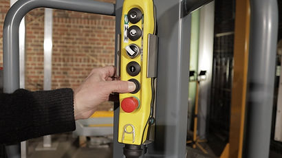 Innovative Hebehilfe für Kabeltrommeln: Der ezzLIFTmaster150 – Effizientes Greif