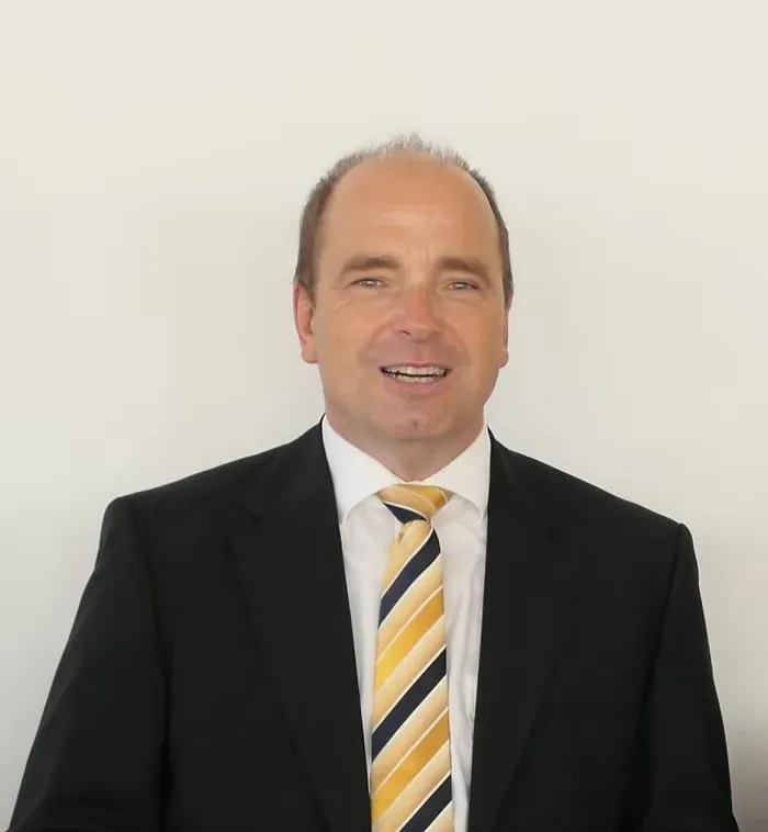 Helmut Bischoff, Vertriebsleiter